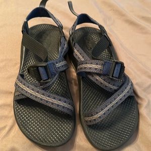 Kids/women  chacos